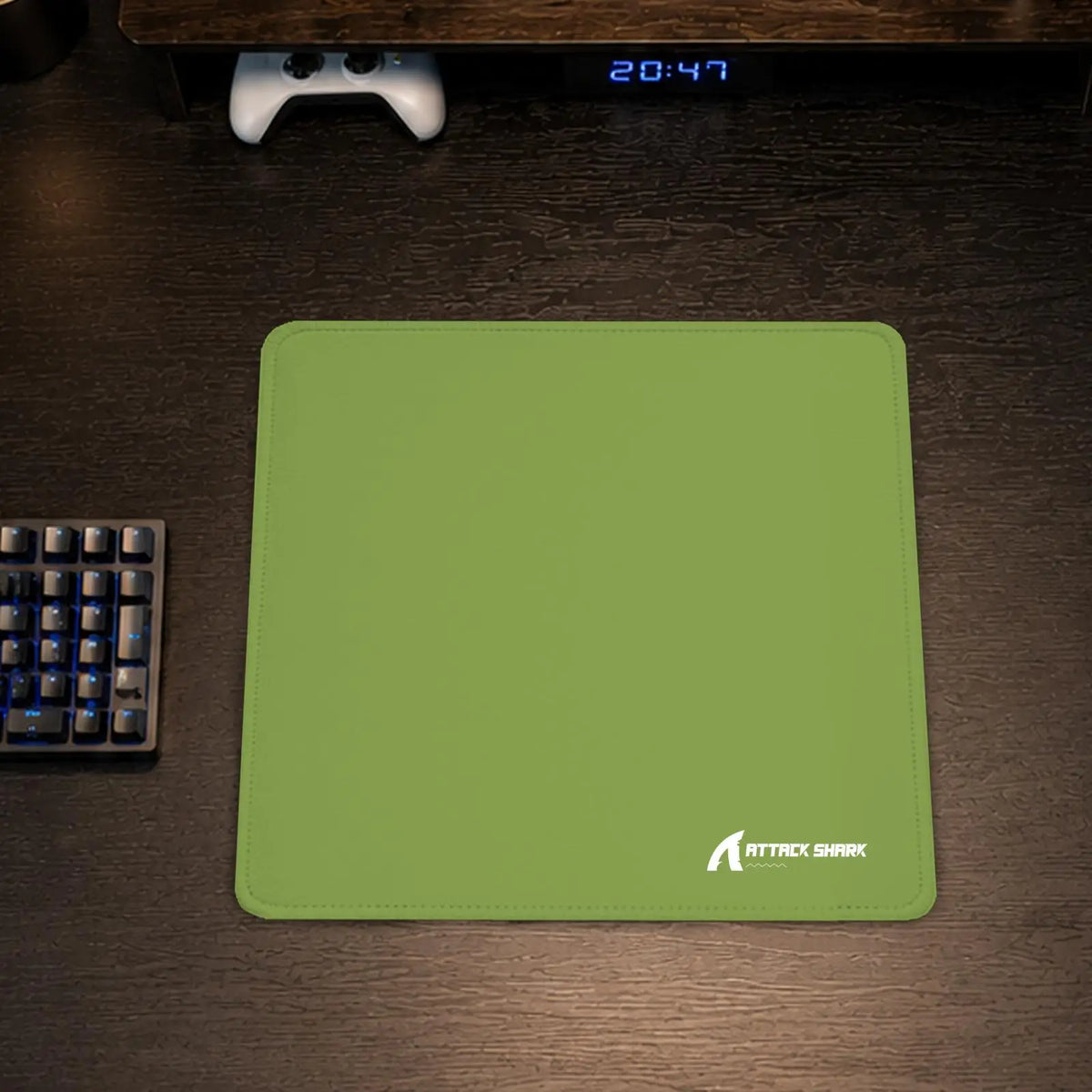Mouse Pad Attack Shark – Borracha Antiderrapante com Bordas Costuradas