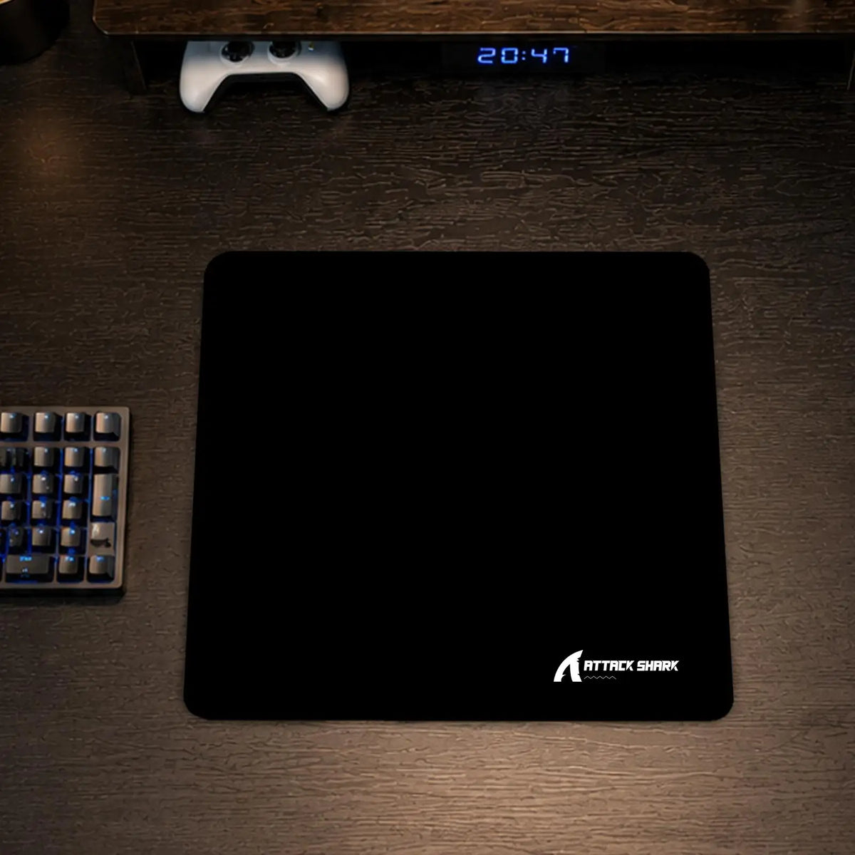 Mouse Pad Attack Shark – Borracha Antiderrapante com Bordas Costuradas