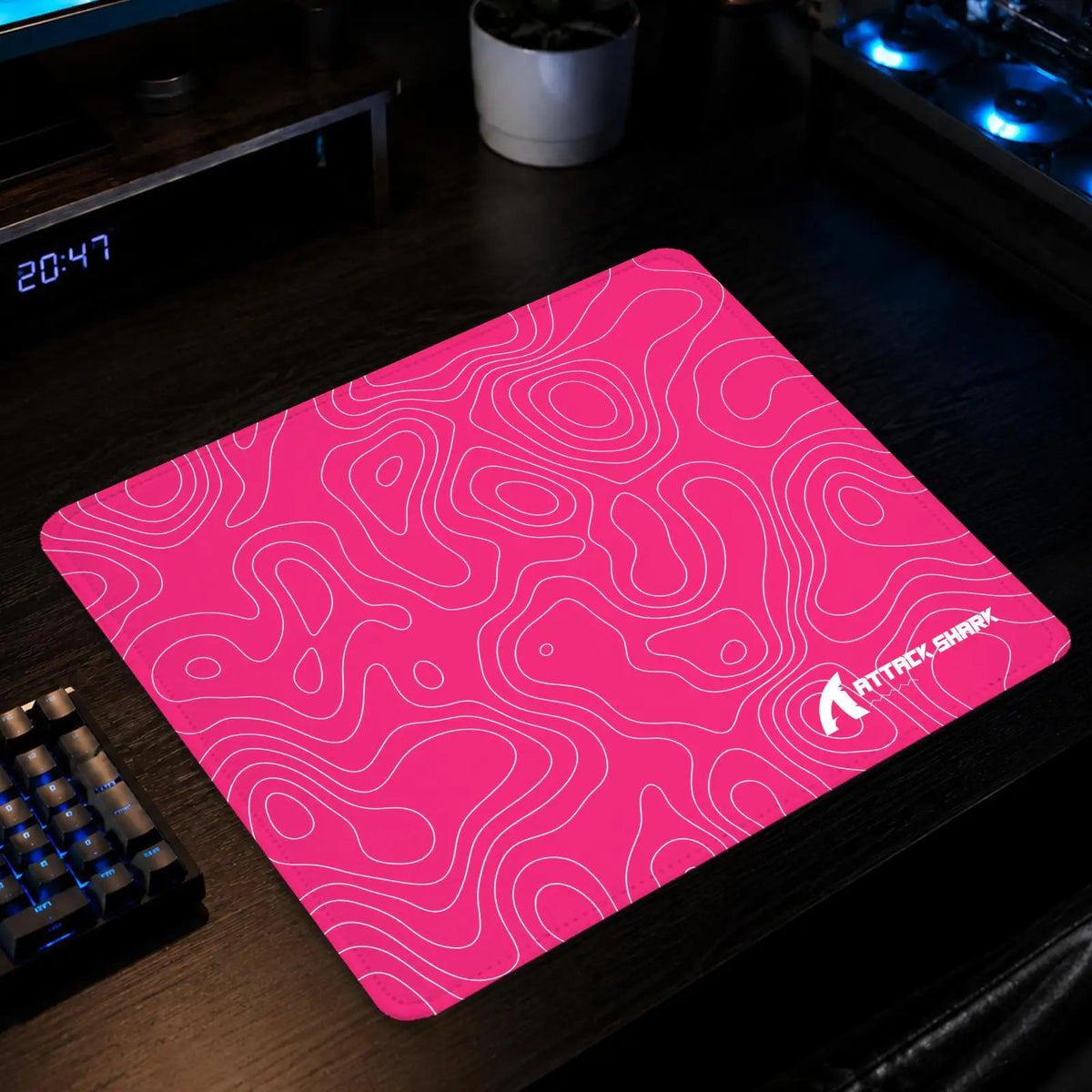Mouse Pad Attack Shark – Borracha Antiderrapante com Bordas Costuradas